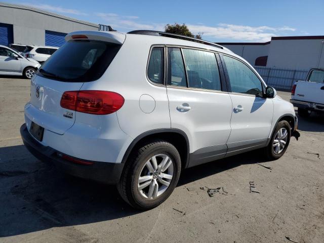 Photo 2 VIN: WVGBV7AX7HK013001 - VOLKSWAGEN TIGUAN 