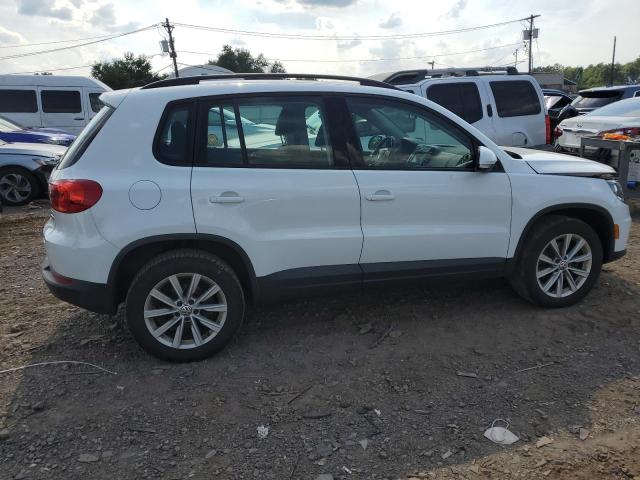 Photo 2 VIN: WVGBV7AX7HK051635 - VOLKSWAGEN TIGUAN S 