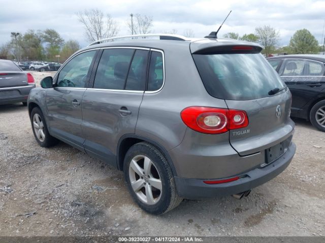 Photo 2 VIN: WVGBV7AX8AW514235 - VOLKSWAGEN TIGUAN 