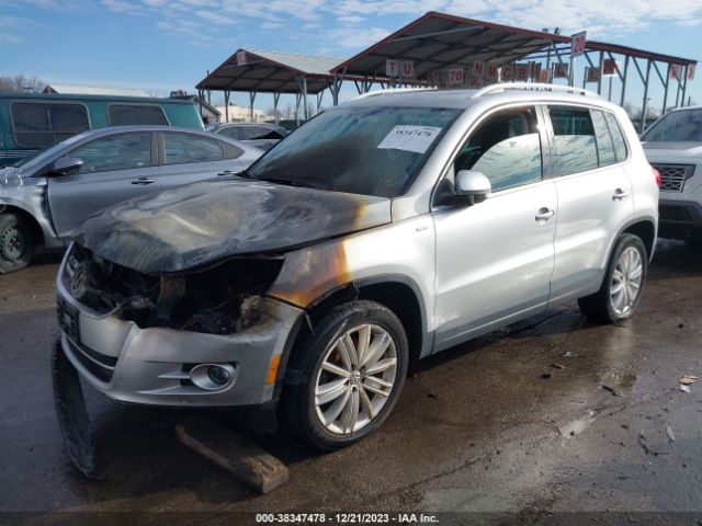 Photo 1 VIN: WVGBV7AX8AW532847 - VOLKSWAGEN TIGUAN 