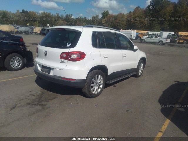 Photo 3 VIN: WVGBV7AX8BW522000 - VOLKSWAGEN TIGUAN 