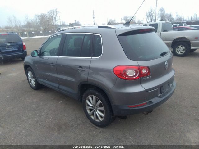 Photo 2 VIN: WVGBV7AX8BW555093 - VOLKSWAGEN TIGUAN 