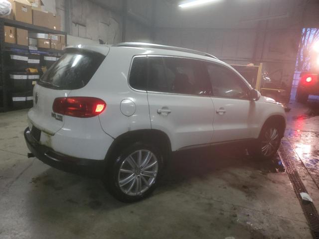 Photo 2 VIN: WVGBV7AX8CW560358 - VOLKSWAGEN TIGUAN S 