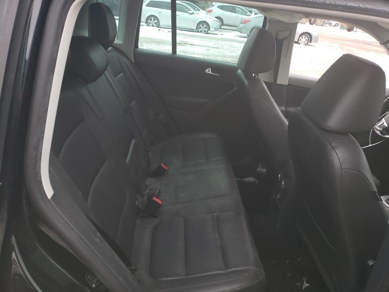 Photo 9 VIN: WVGBV7AX8CW585907 - VOLKSWAGEN TIGUAN 