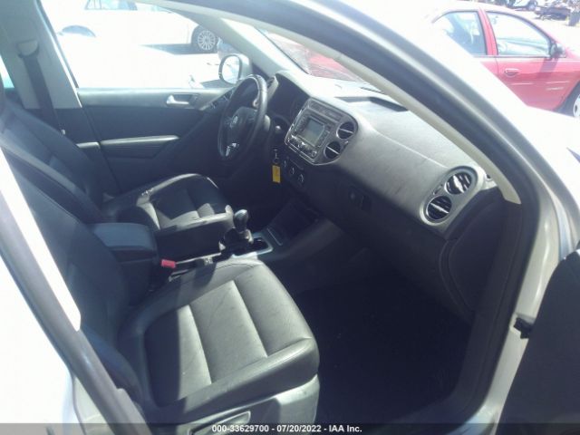 Photo 4 VIN: WVGBV7AX8CW593053 - VOLKSWAGEN TIGUAN 