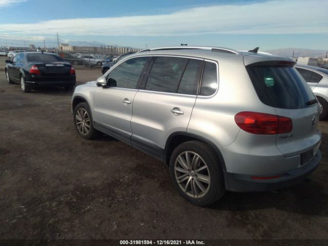 Photo 2 VIN: WVGBV7AX8DW504387 - VOLKSWAGEN TIGUAN 