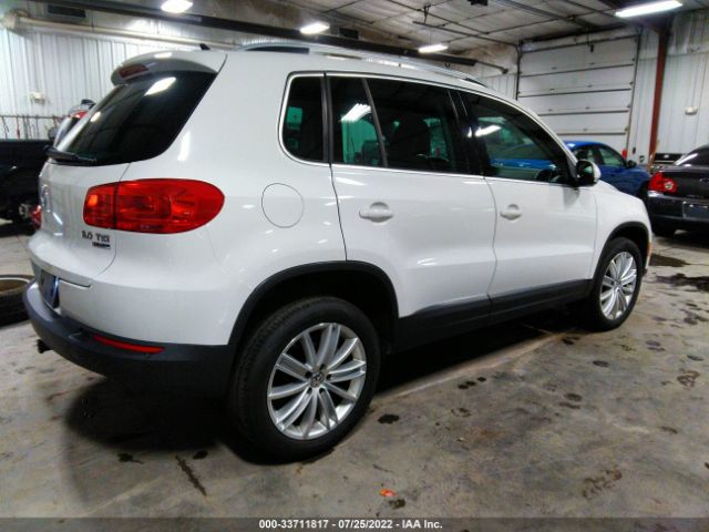 Photo 3 VIN: WVGBV7AX8DW528009 - VOLKSWAGEN TIGUAN 