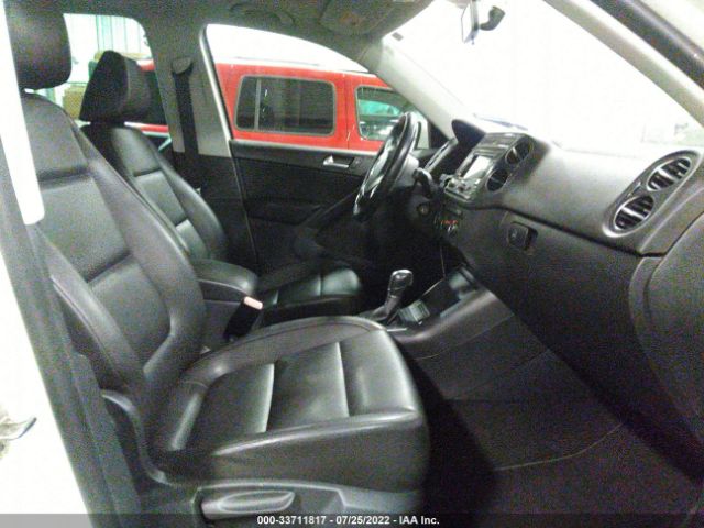 Photo 4 VIN: WVGBV7AX8DW528009 - VOLKSWAGEN TIGUAN 