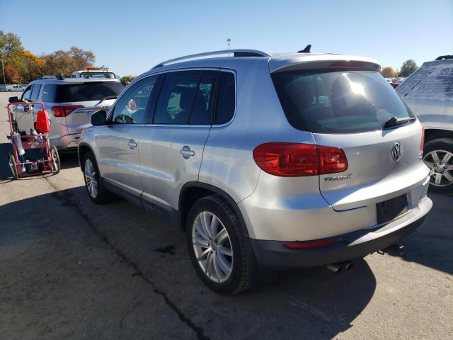 Photo 2 VIN: WVGBV7AX8DW554223 - VOLKSWAGEN TIGUAN S 