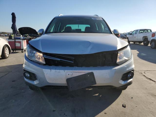 Photo 4 VIN: WVGBV7AX8FW505459 - VOLKSWAGEN TIGUAN 