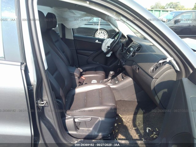 Photo 4 VIN: WVGBV7AX8GW558678 - VOLKSWAGEN TIGUAN 