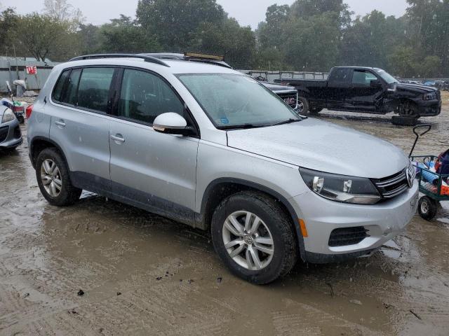 Photo 3 VIN: WVGBV7AX8HK025691 - VOLKSWAGEN TIGUAN S 