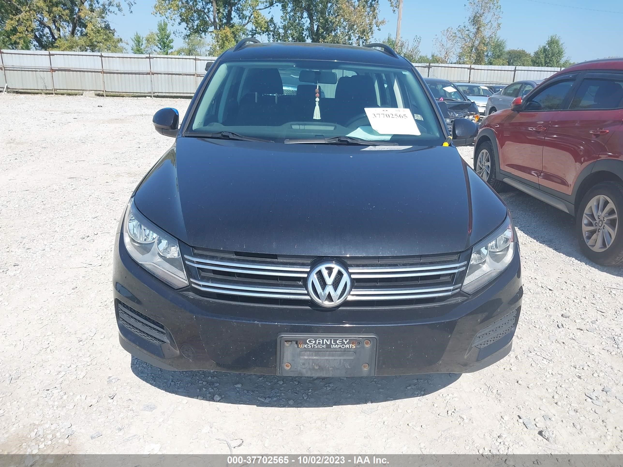 Photo 11 VIN: WVGBV7AX8HK045682 - VOLKSWAGEN TIGUAN 