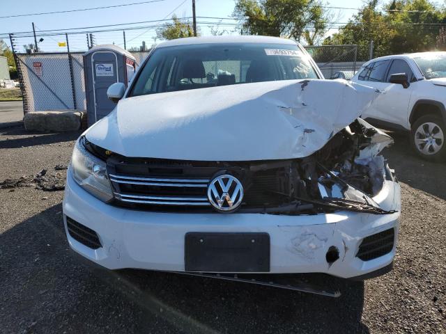 Photo 4 VIN: WVGBV7AX8HK048730 - VOLKSWAGEN TIGUAN S 