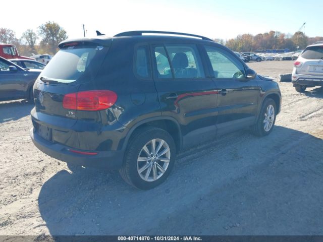 Photo 3 VIN: WVGBV7AX8JK000456 - VOLKSWAGEN TIGUAN LIMITED 