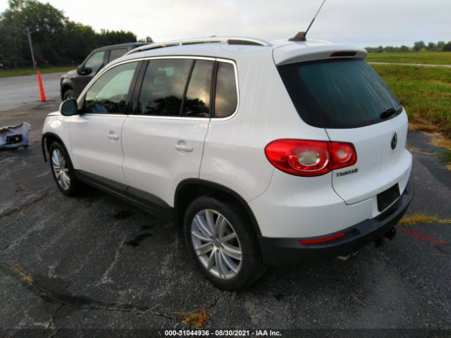 Photo 2 VIN: WVGBV7AX9AW516155 - VOLKSWAGEN TIGUAN 