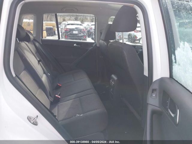 Photo 7 VIN: WVGBV7AX9BW561176 - VOLKSWAGEN TIGUAN 