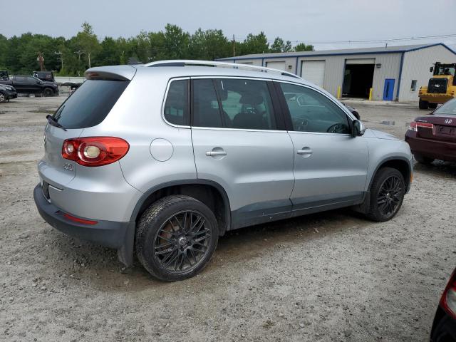 Photo 2 VIN: WVGBV7AX9BW562277 - VOLKSWAGEN TIGUAN S 