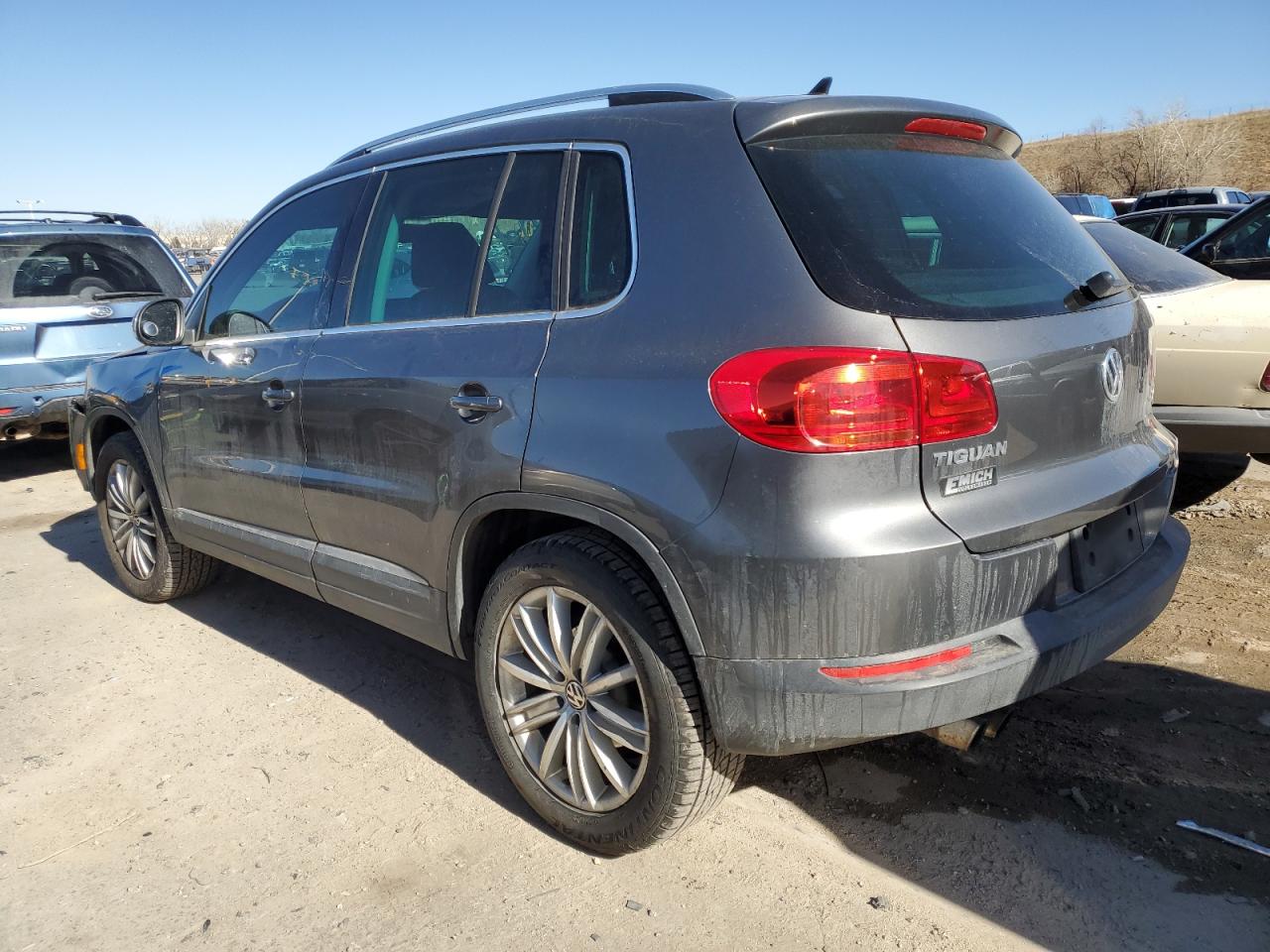 Photo 1 VIN: WVGBV7AX9CW095637 - VOLKSWAGEN TIGUAN 