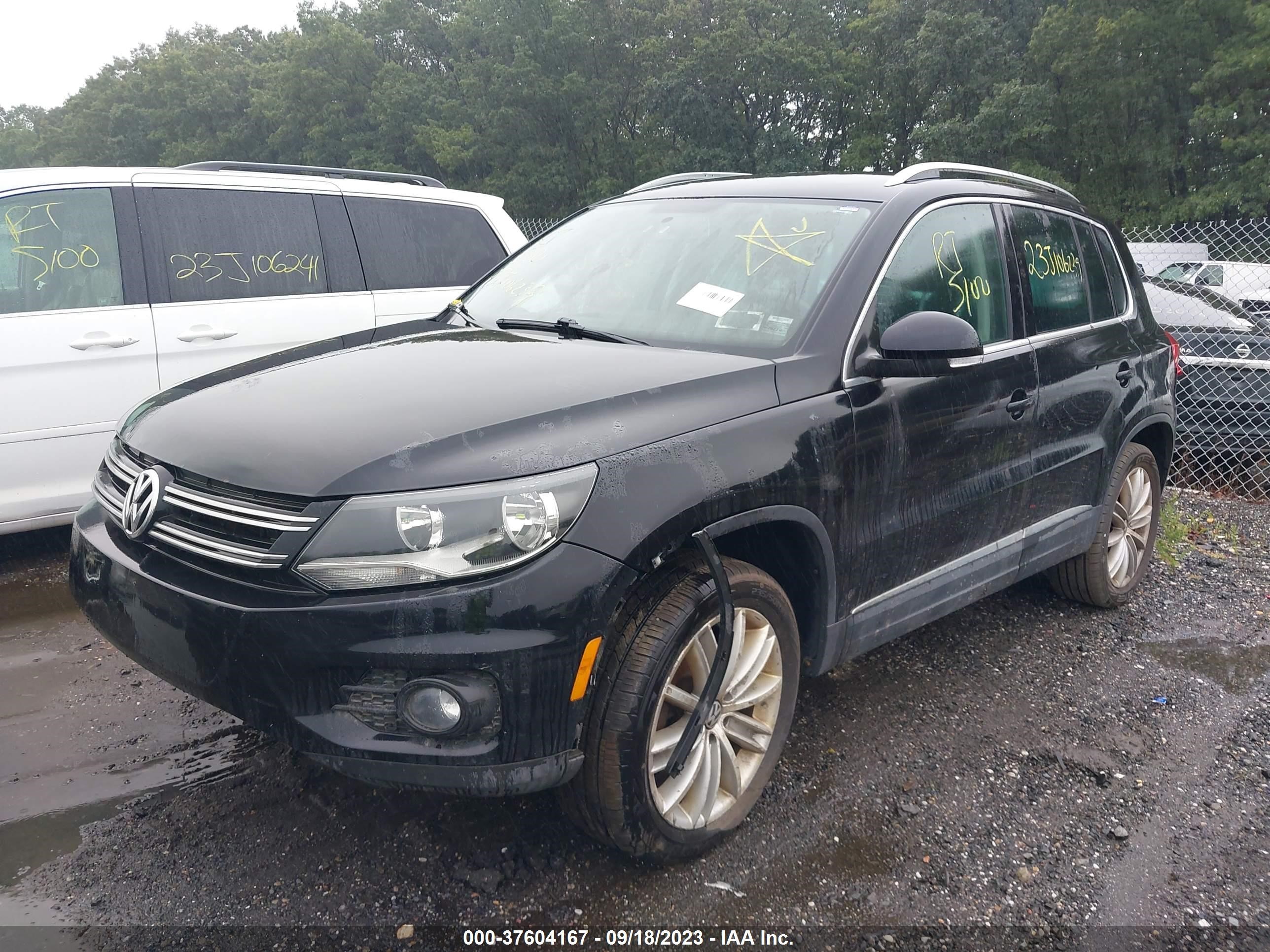 Photo 1 VIN: WVGBV7AX9CW543214 - VOLKSWAGEN TIGUAN 