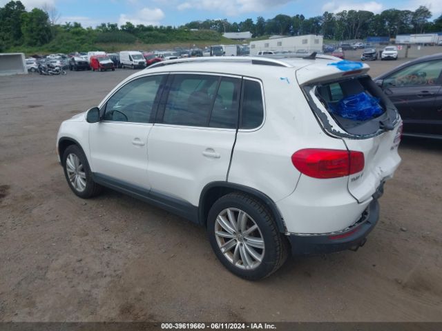 Photo 2 VIN: WVGBV7AX9CW559106 - VOLKSWAGEN TIGUAN 