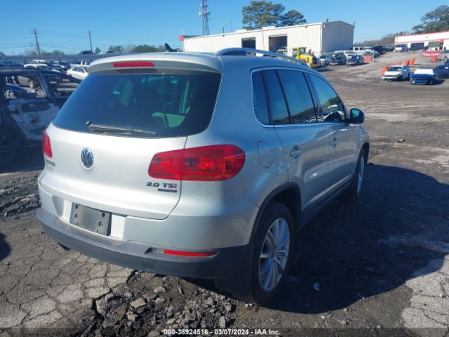 Photo 3 VIN: WVGBV7AX9CW598276 - VOLKSWAGEN TIGUAN 