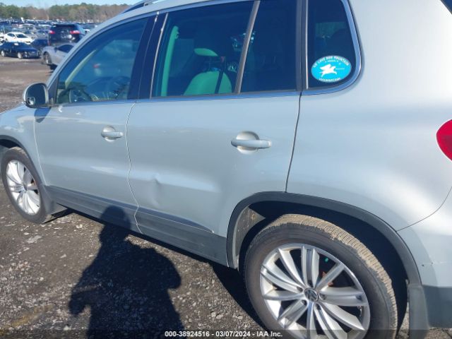 Photo 5 VIN: WVGBV7AX9CW598276 - VOLKSWAGEN TIGUAN 