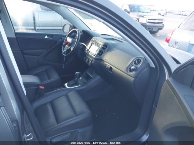 Photo 4 VIN: WVGBV7AX9FW552659 - VOLKSWAGEN TIGUAN 