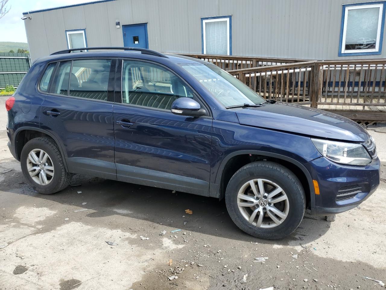 Photo 3 VIN: WVGBV7AX9FW573723 - VOLKSWAGEN TIGUAN SE 