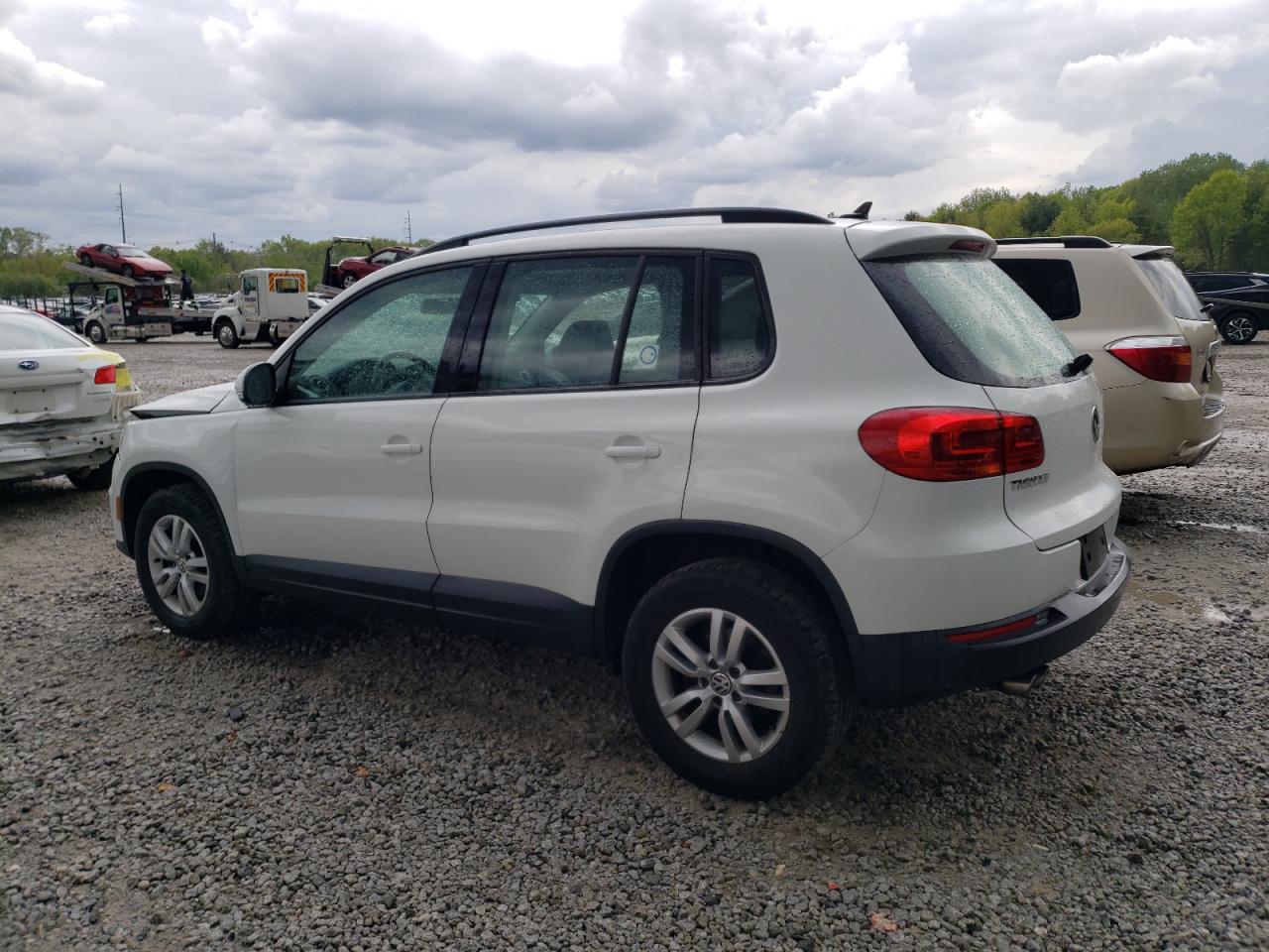 Photo 1 VIN: WVGBV7AX9FW610740 - VOLKSWAGEN TIGUAN 