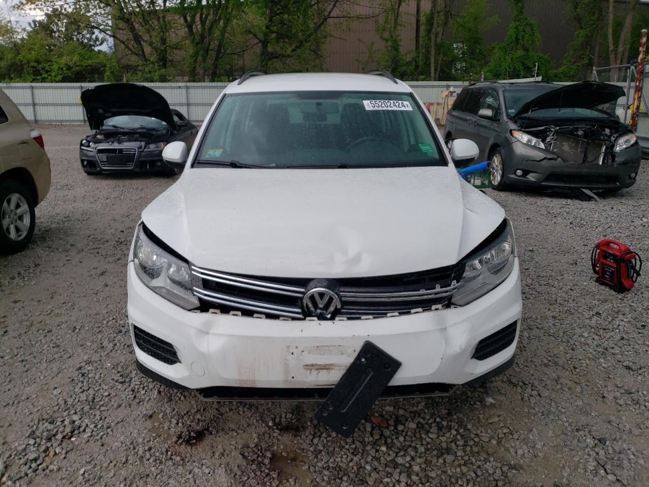 Photo 4 VIN: WVGBV7AX9FW610740 - VOLKSWAGEN TIGUAN 