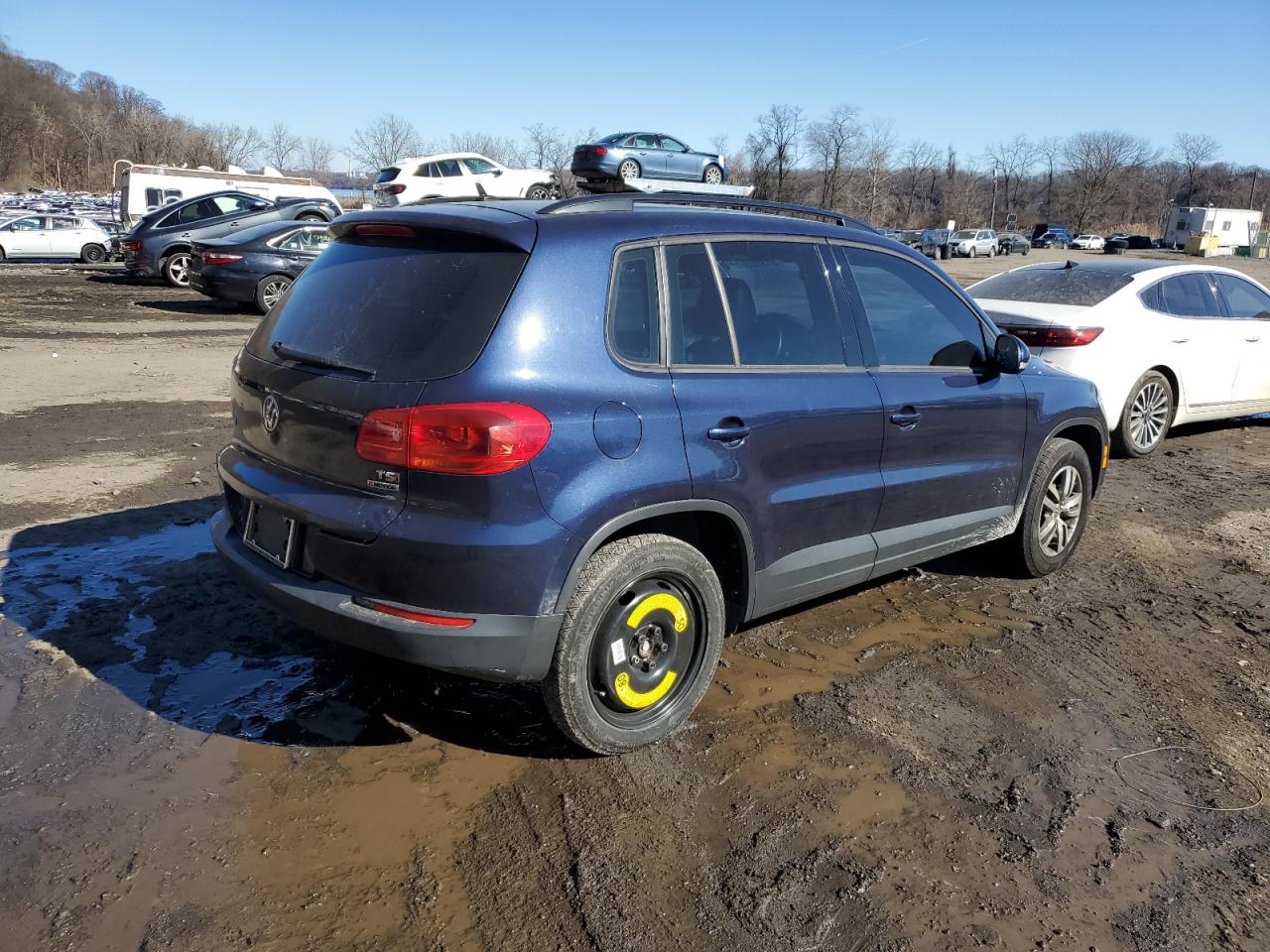 Photo 3 VIN: WVGBV7AX9GW576140 - VOLKSWAGEN TIGUAN 