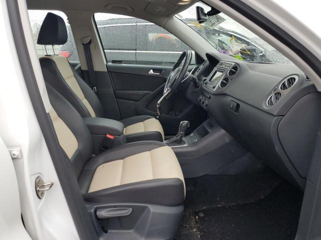 Photo 4 VIN: WVGBV7AX9GW578535 - VOLKSWAGEN TIGUAN S 