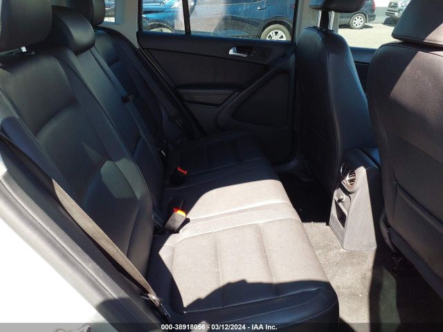 Photo 7 VIN: WVGBV7AX9GW605698 - VOLKSWAGEN TIGUAN 