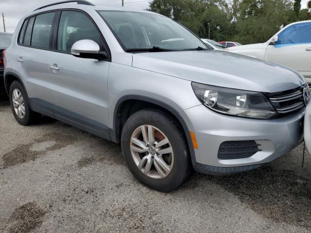 Photo 3 VIN: WVGBV7AX9HK022010 - VOLKSWAGEN TIGUAN S 