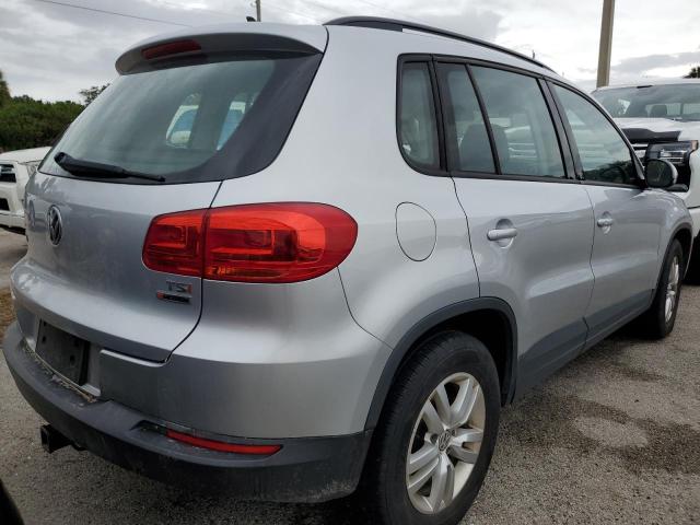 Photo 5 VIN: WVGBV7AX9HK022010 - VOLKSWAGEN TIGUAN S 