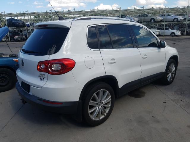 Photo 3 VIN: WVGBV7AXXBW503853 - VOLKSWAGEN TIGUAN S 