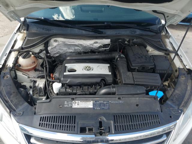 Photo 6 VIN: WVGBV7AXXBW503853 - VOLKSWAGEN TIGUAN S 