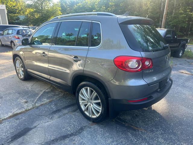 Photo 2 VIN: WVGBV7AXXBW520295 - VOLKSWAGEN TIGUAN S 