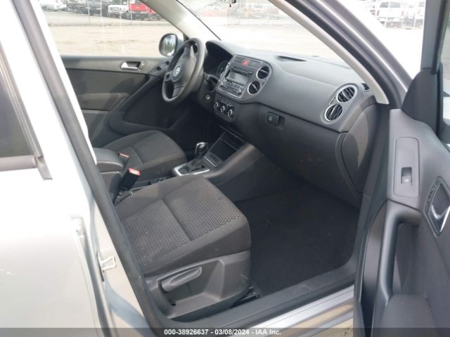 Photo 4 VIN: WVGBV7AXXBW550672 - VOLKSWAGEN TIGUAN 