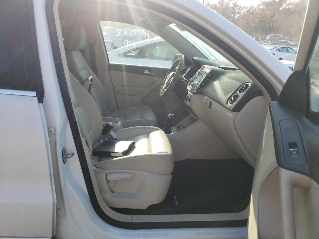 Photo 4 VIN: WVGBV7AXXCW600911 - VOLKSWAGEN TIGUAN 