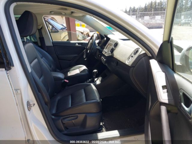 Photo 4 VIN: WVGBV7AXXCW602433 - VOLKSWAGEN TIGUAN 