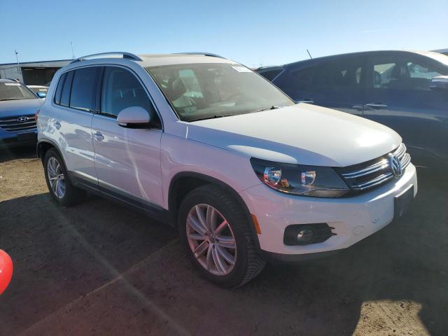 Photo 3 VIN: WVGBV7AXXFW116256 - VOLKSWAGEN TIGUAN S 