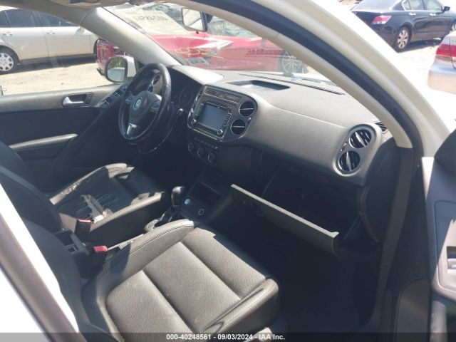 Photo 4 VIN: WVGBV7AXXFW606311 - VOLKSWAGEN TIGUAN 