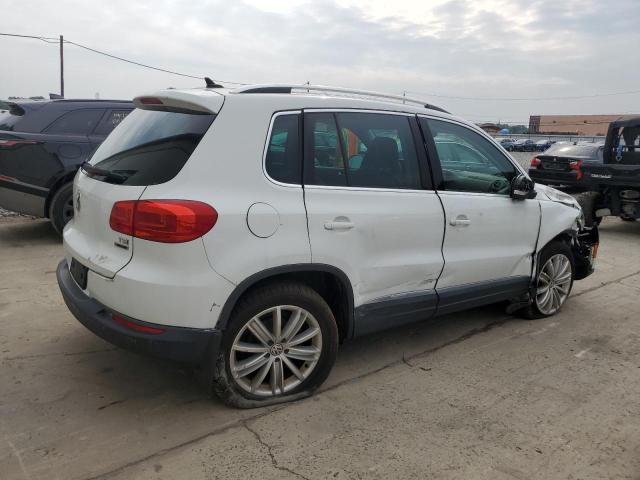 Photo 2 VIN: WVGBV7AXXGW509711 - VOLKSWAGEN TIGUAN S 