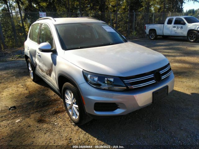 Photo 0 VIN: WVGBV7AXXJK000717 - VOLKSWAGEN TIGUAN LIMITED 