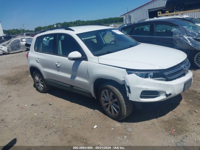 Photo 0 VIN: WVGBV7AXXJK001883 - VOLKSWAGEN TIGUAN LIMITED 