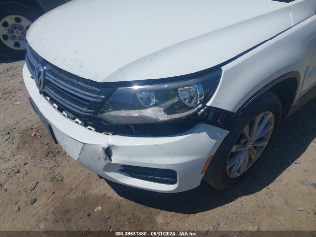 Photo 5 VIN: WVGBV7AXXJK001883 - VOLKSWAGEN TIGUAN LIMITED 