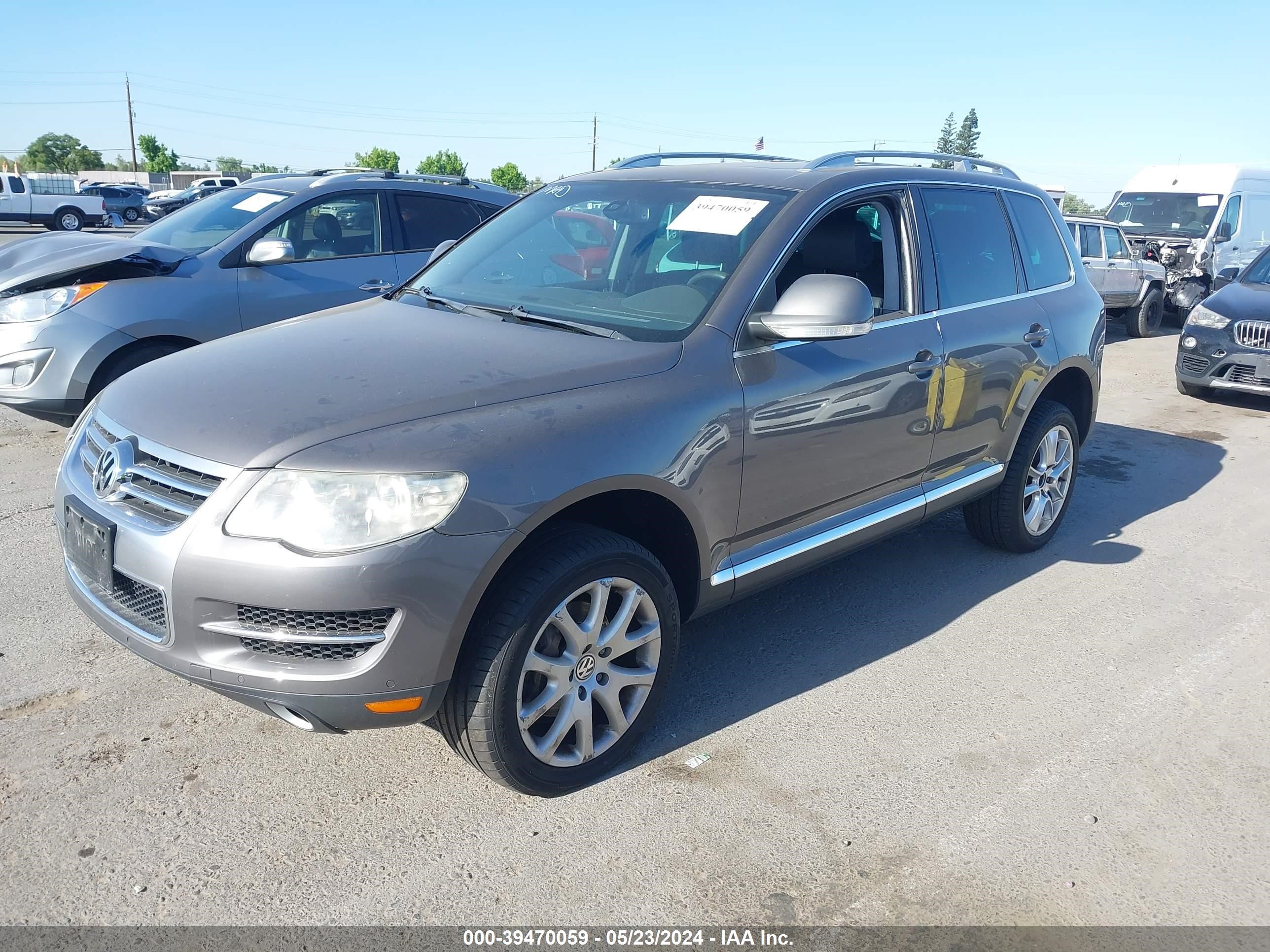 Photo 1 VIN: WVGCB77L68D023850 - VOLKSWAGEN TOUAREG 