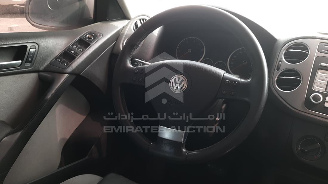 Photo 8 VIN: WVGCE15N49W005619 - VOLKSWAGEN TIGUAN 